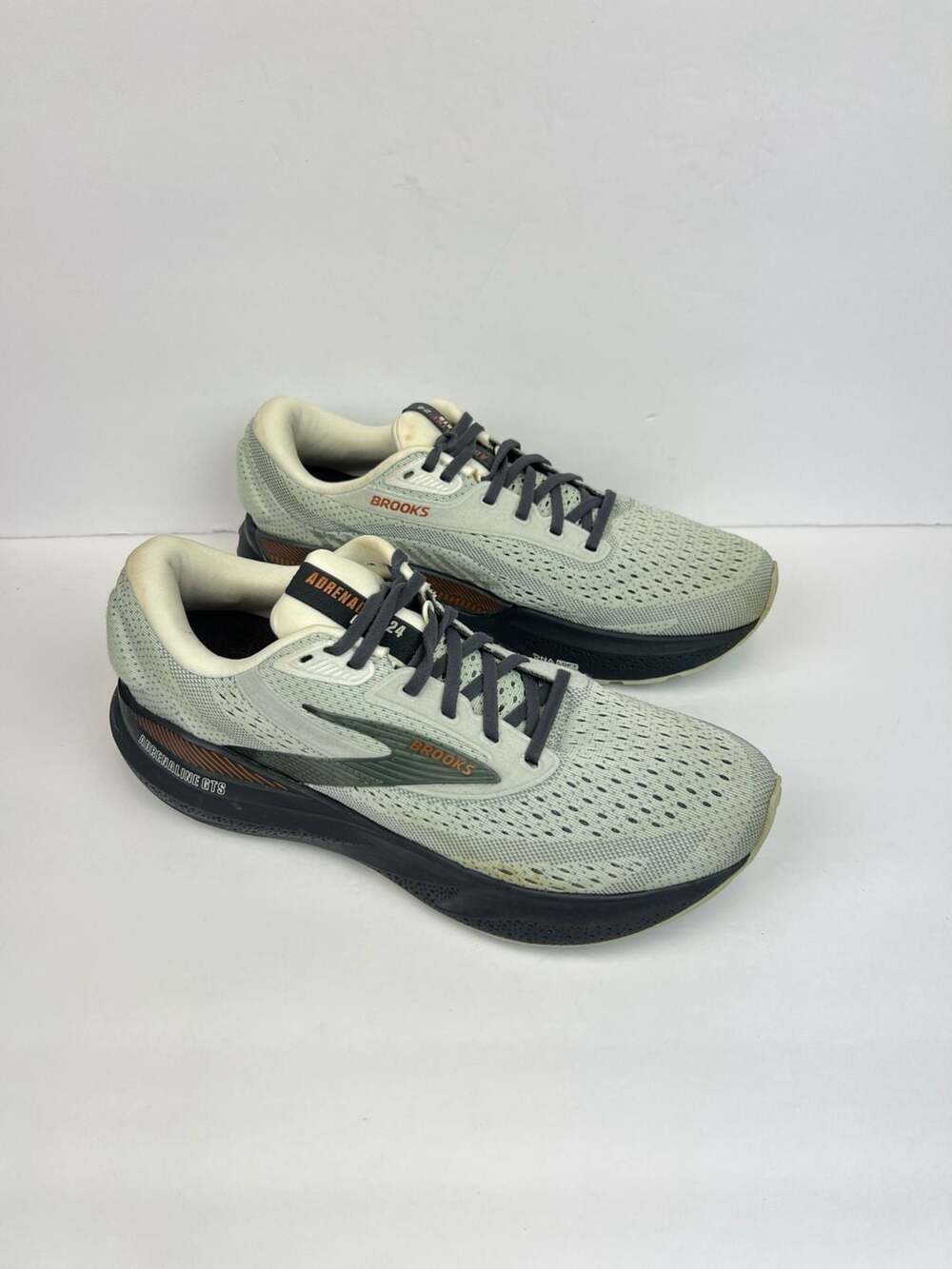 Brooks Adrenaline GTS 24 Women’s Size 11 B Green Mercury Copper 1204261B030